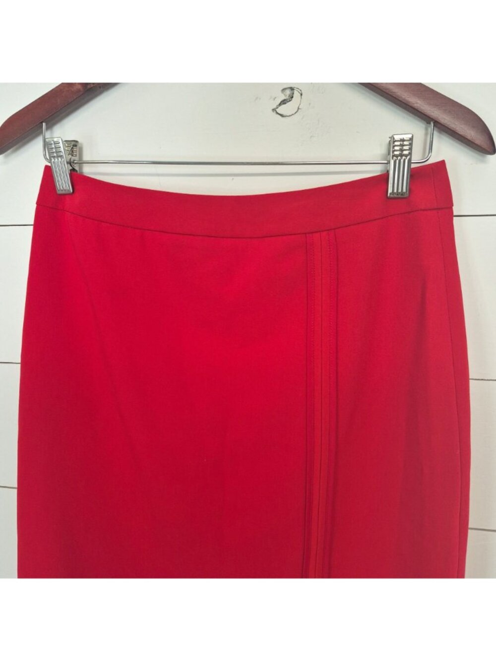 Tommy Hilfiger Women's Red Pencil Skirt With Front Slit & Back Zip Closure Sz 4 - Picture 3 of 7